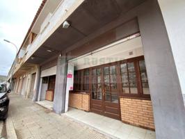 Local comercial con vivienda situado en L'Estartit en venta o alquiler - Una oportunidad de inversión photo 0