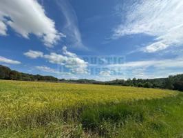 En venta propiedad rural en La Pera - Baix Empordà: Antiguo molino de dos plantas por reformar con terreno de 27.844 m² photo 0