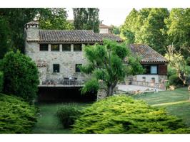 Exclusiva Masía de Piedra Rehabilitada en Venta en Flaçà, con Terreno, Piscina y Anexos. A pocos kms de Girona photo 0