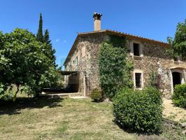 Alquiler vacacional en auténtica masía en el Baix Empordà: Rehabilitada y rodeada de naturaleza en Cruïlles photo 0