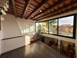 Casa rústica reformada en venta en Ordis, Alt Empordà - Luminosidad, encanto y vistas únicas photo 0