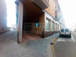 Plaza de parking subterránea en el centro de La Bisbal - Fácil acceso y maniobrabilidad - Baix Empordà photo 0