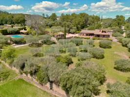 Finca en alquiler vacacional en el Baix Empordà con piscina, masía y casa de invitados - Foixà photo 0