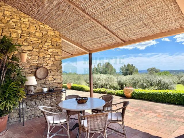 Finca en alquiler de segunda residencia con piscina, masía y casa de invitados, en Foixà - Baix Empordà photo 0