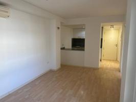 Piso en venta en calle Enric Vicke photo 0