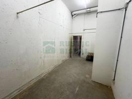 Alquiler de trastero en La Bisbal d’Empordà. Espacio de 18 m² céntrico y bien iluminado photo 0