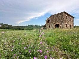 Masía de piedra en venta en Sant Sadurní de l’Heura – 250 m² construidos con 4 hectáreas de terreno llano photo 0