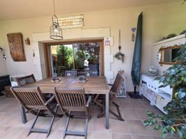 Chalet adosado en venta en calle Tramuntana photo 0