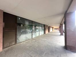 Inversión en locales comerciales en venta en La Bisbal d’Empordà – Alta rentabilidad y ubicación estratégica photo 0