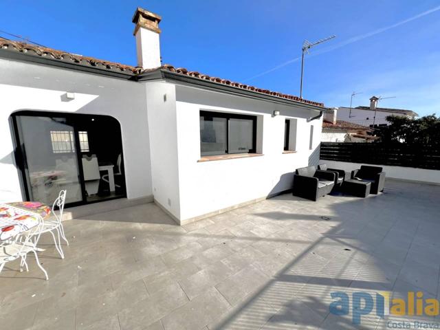 Casa en venta en calle de Hernán Cortés, Sant Feliu de Guixols photo 0