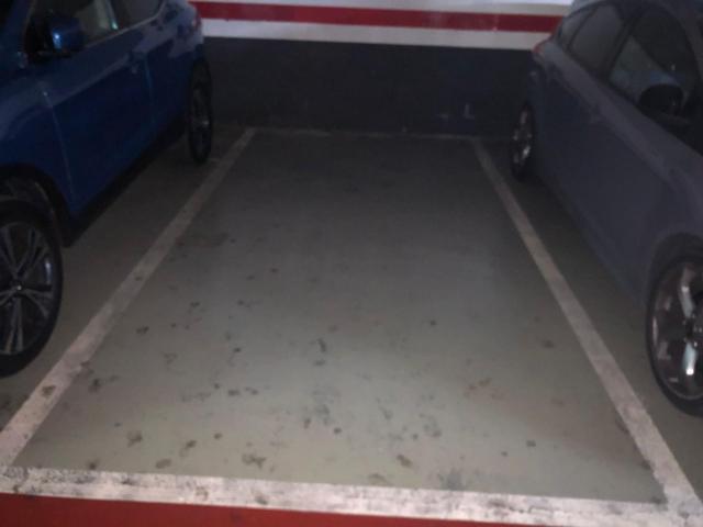 PLAZA DE PARKING EN VENTA EN CORNELLA DE LLOBREGAT photo 0