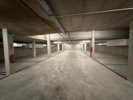ALQUILER PLAZAS DE APARCAMIENTO EN CORNELLÀ CENTRE photo 0