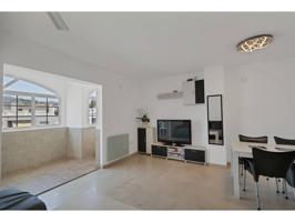 Venta de piso en Estepona photo 0