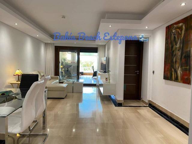Apartamento en Urb. Bahía de la Plata, Estepona photo 0