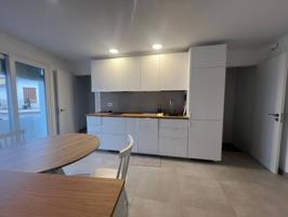 Piso en alquiler en Casco Antiguo photo 0