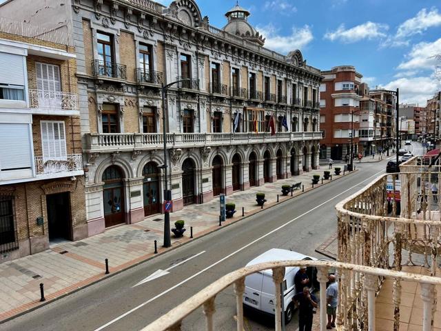 EN VENTA EDIFICIO EN LA CALLE MAYOR DE LA UNIÓN photo 0