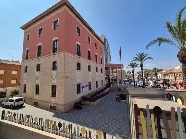 EN VENTA PRIMER PISO JUNTO AL AYUNTAMIENTO DE LOS ALCÁZARES photo 0