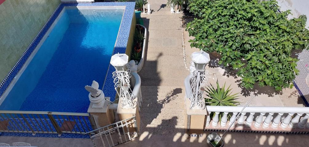 Chalet a la venta en Los Barreros photo 0