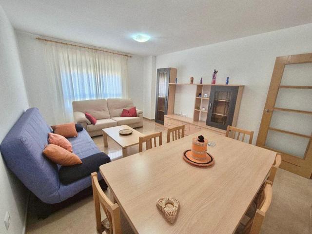 PISO CÉNTRICO JUNTO A LA CALLE MAYOR DE LA UNIÓN photo 0