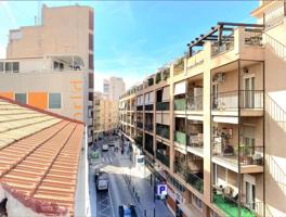 Amplio Piso en el Centro de Elda - tranquilidad y luz garantizadas photo 0