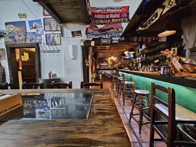 OPORTUNIDAD ÚNICA EN ELDA - PLANTA BAJA IDEAL PARA REFORMAR COMO VIVIENDA UNIFAMILIAR O EMPRENDER NEGOCIO photo 0