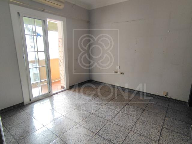 Piso En venta en Collblanc, Hospitalet De Llobregat photo 0