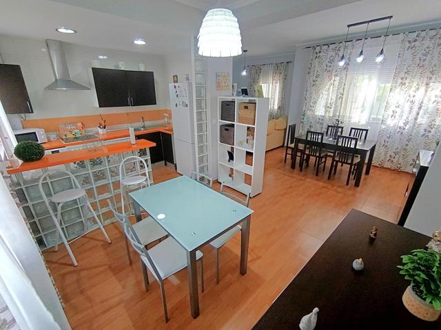 Piso en venta en San Severiano (Cádiz), ¡A solo 300 metros de la playa! photo 0
