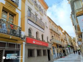 Piso muy céntrico. Zona C-Corredera. Para reformar parcialmente. photo 0