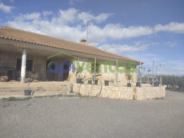 Chalet en Esparragal photo 0
