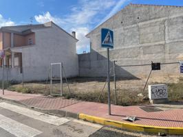 SOLAR JUNTO A CONSUM photo 0