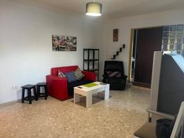 Ático en alquiler en Morón de la Frontera photo 0