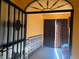 Casa en venta en La Puebla de Cazalla photo 0