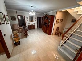 Duplex en venta en Morón de La Frontera photo 0