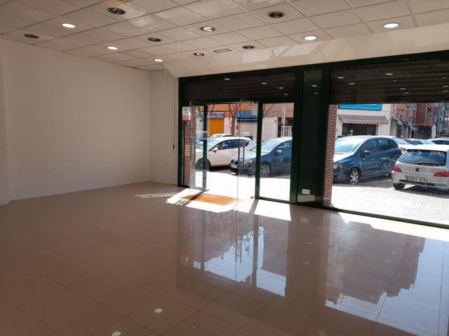 Tienda - Prat de Llobregat, El photo 0