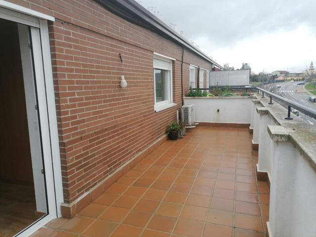  Ático En alquiler en Calle Severo Ochoa, Parque Empresarial, Las Rozas De Madrid photo 0