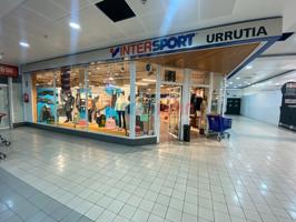 VENTA-ALQUILER. Gran local de 500m2 en el interior del Centro Comercial Carrefour OIaberria. photo 0
