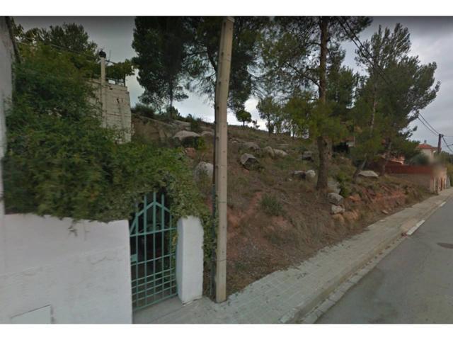 Parcela en venta en Vacarisses photo 0