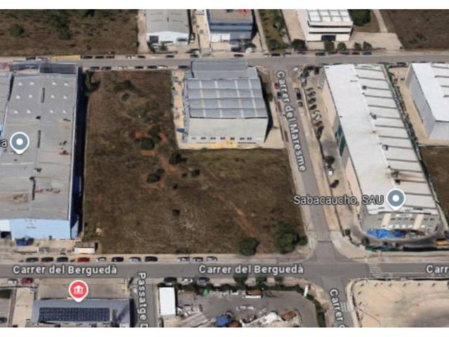 Solar en venta en Castellar del Vallès photo 0
