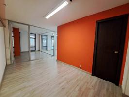 Oficina en alquiler en Centre photo 0
