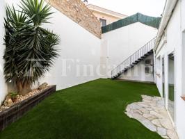Casa en venta en Sentmenat photo 0