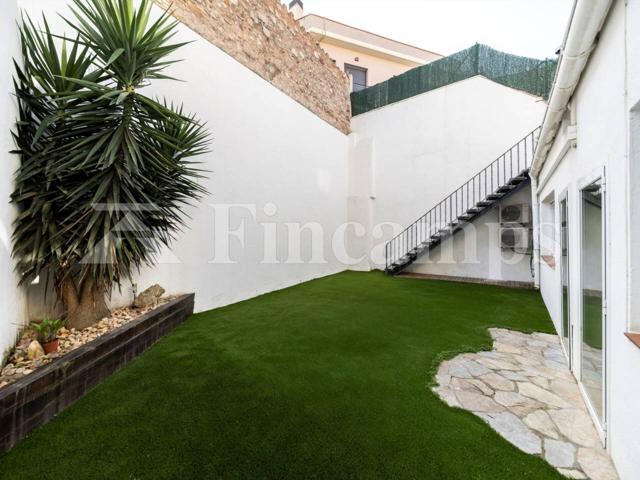 Casa en venta en Sentmenat photo 0