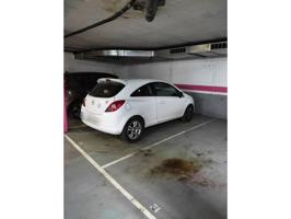 Parking en venta en Eixample-Sant Oleguer(08203) photo 0