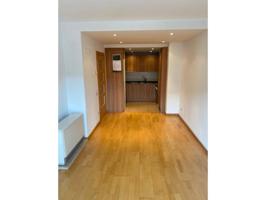 Apartament en venda a Gràcia, Sabadell – 60 m², pàrquing i traster inclosos photo 0