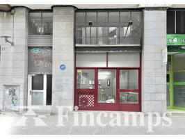 Local con altillo en zona centro de Sabadell photo 0