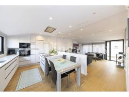 Preciós àtic dúplex invertit en ple centre de Sabadell photo 0