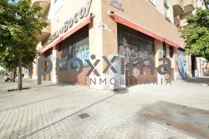 ¡¡Atención!! Estupendo local comercial con grandes posibilidades photo 0