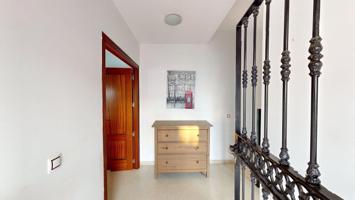 Casa adosada luminosa y funcional en Las Pajanosas photo 0