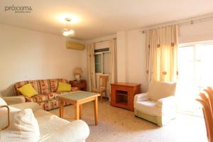 🏡 Encantadora vivienda familiar en el corazón del barrio de la calle Feria. photo 0