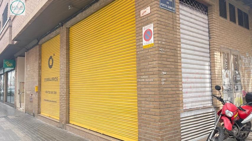 BONITO LOCAL ESQUINERO EN MONTEOLIVETE, GRAN ESCAPARATE photo 0