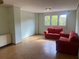 Se alquila Oficina en el Carrascal photo 0